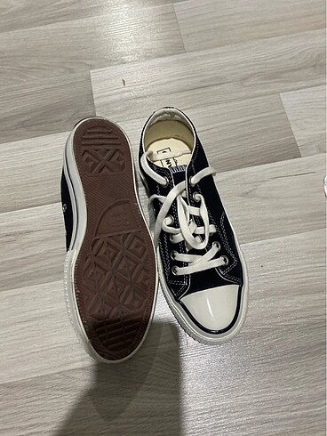 38 Beden converse sneaker
