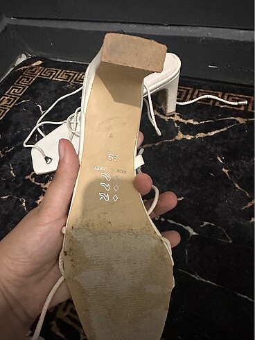 39 Beden Beyaz küt topuklu ayakkabı