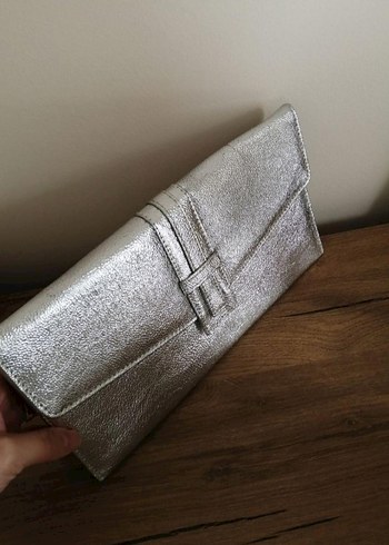 Mango Gri Deri Tokalı Kadın Portföy Çanta
