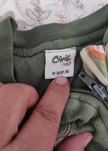 Kapüşonlu Renkli Bebek Kız Tulumu - Görsel 5