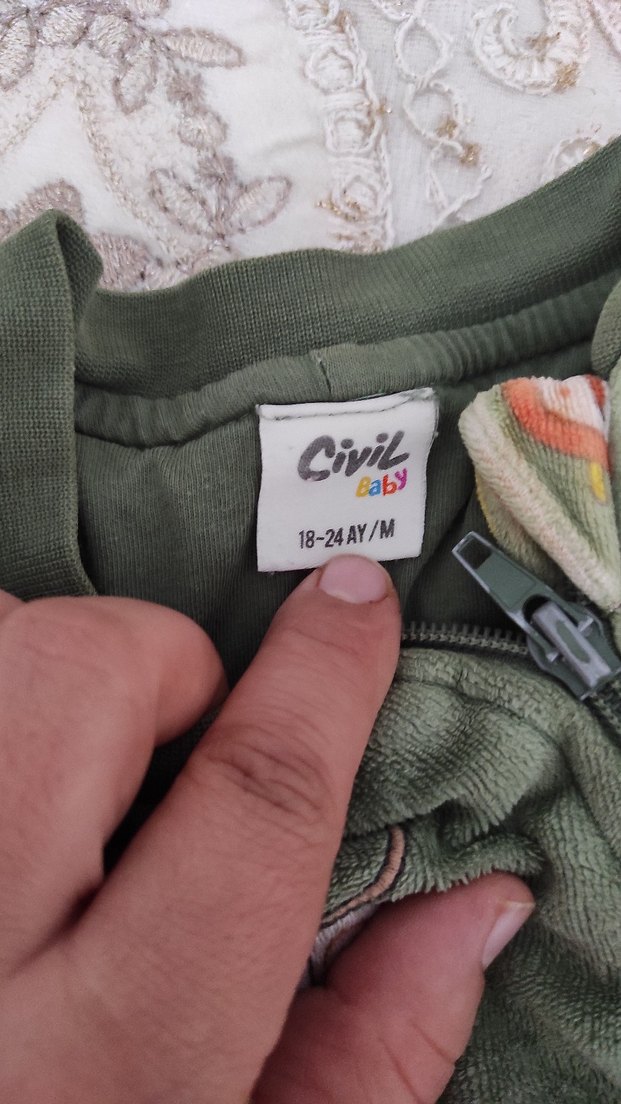 Kapüşonlu Renkli Bebek Kız Tulumu - Görsel 5