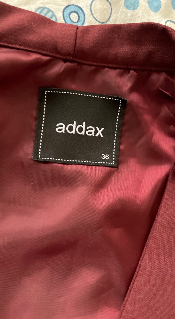 Bordo Düğmeli Kadın Yelek - Görsel 4