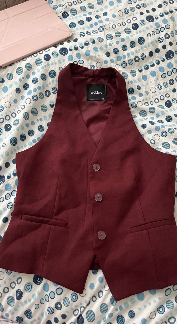 Bordo Düğmeli Kadın Yelek - Görsel 2