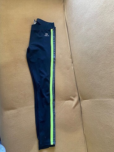 Bershka Sporcu Taytı