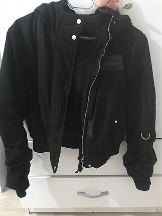 Bershka mont