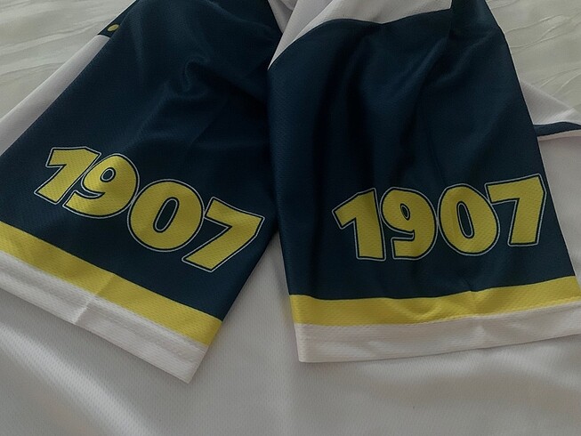 l Beden beyaz Renk Fenerbahçe Forma Kadıköy Boğası