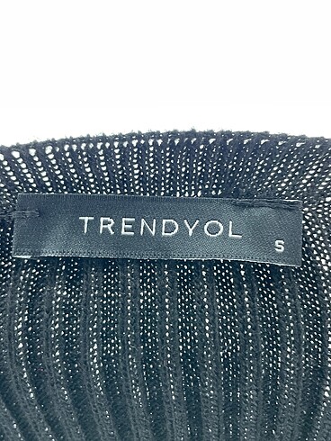 s Beden siyah Renk Trendyol & Milla Bluz %70 İndirimli.