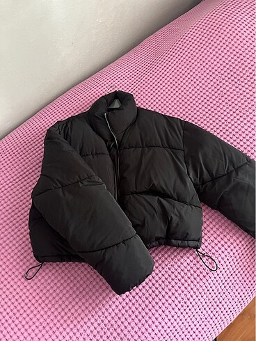 Pull and Bear Şişme mont