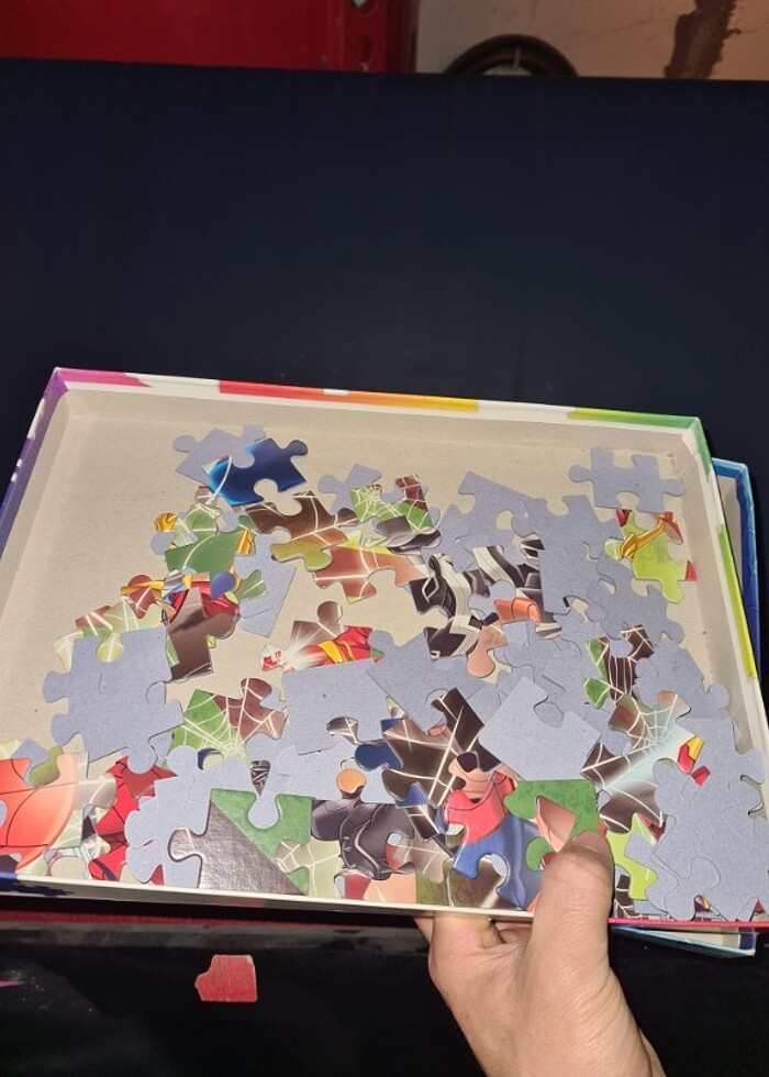 Örümcek adam puzzle - Görsel 4