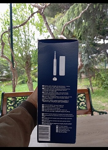 Oral B Pro 3500 Diş Fırçası  - Görsel 2