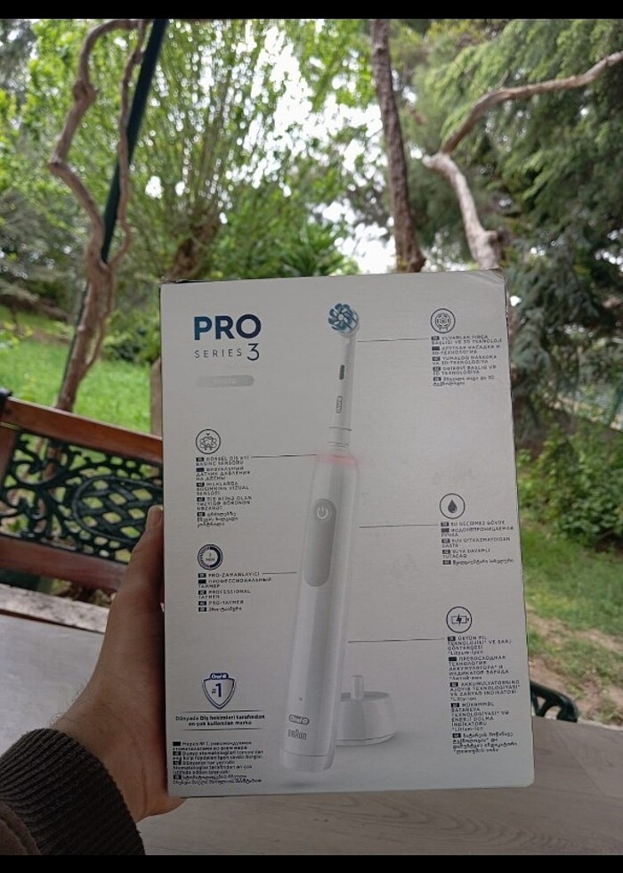 Oral B Pro 3500 Diş Fırçası  - Görsel 3