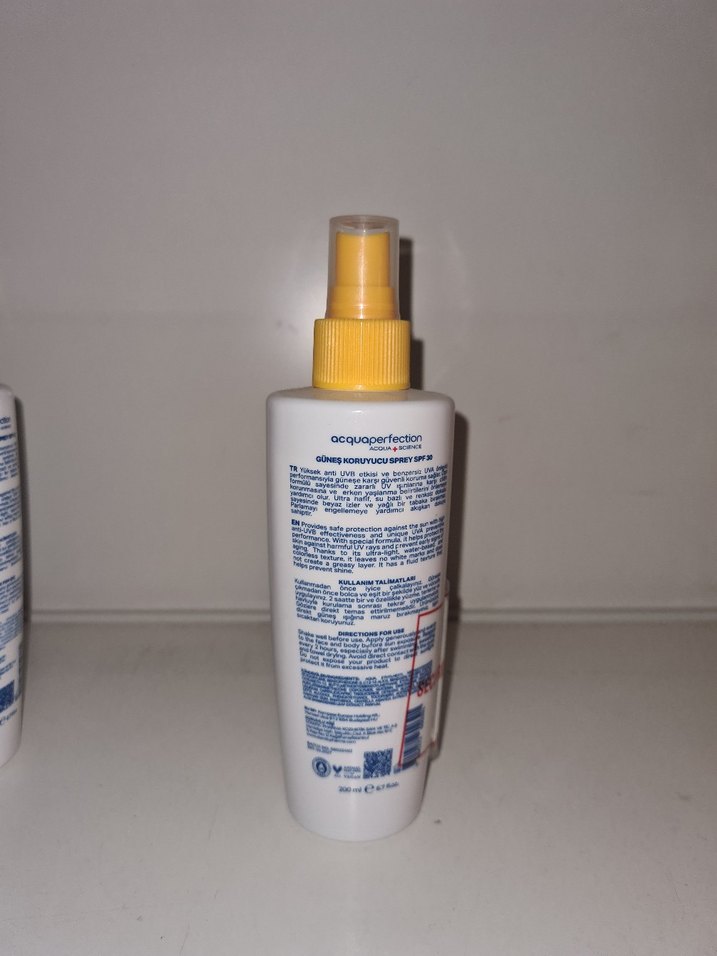 Acquaperfection SPF 30 Güneş Koruyucu Sprey - Görsel 2