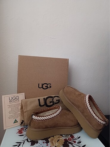 Ugg Tasman SÜET DERİ