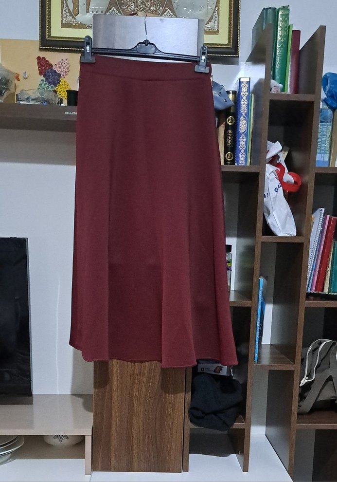 Bordo Uzun Salaş Kadın Etek

BEL 32
BOY 86 - Görsel 3