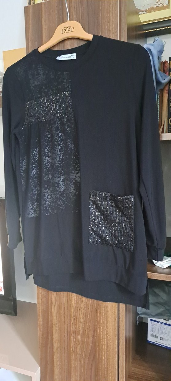 Siyah Pul Detaylı Uzun Kollu Kadın Tunik - Görsel 3