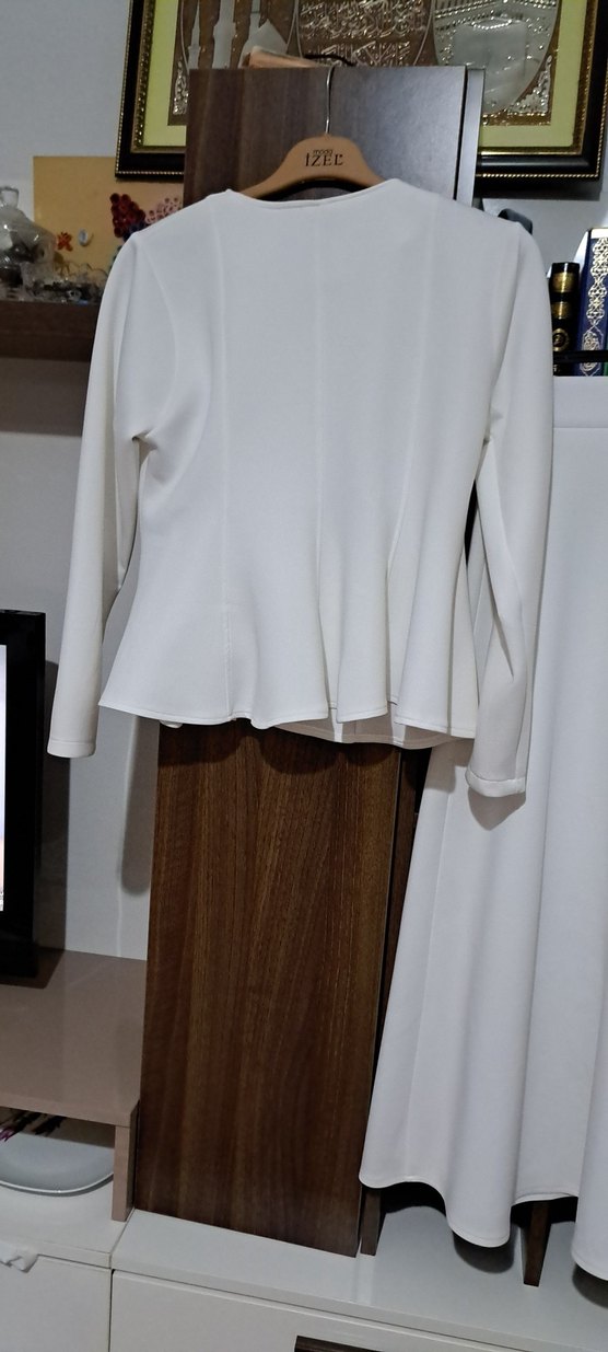 Düğmeli Beyaz Kadın Bluz ikili takım 
ETEK BEL 36
BOY 95 - Görsel 4