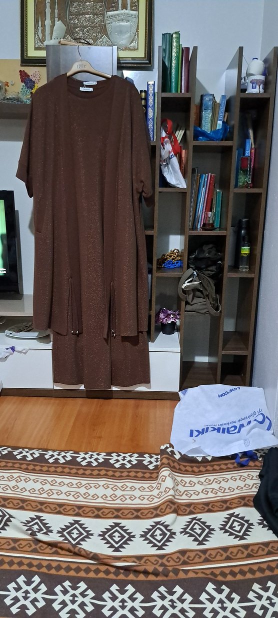 Uzun Kollu Kahverengi Salaş Kadın Elbise - Görsel 4