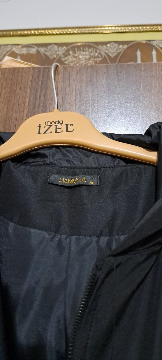 Siyah Uzun Goth Kadın Kaban
GÖĞÜS 63
BOY 135 - Görsel 4