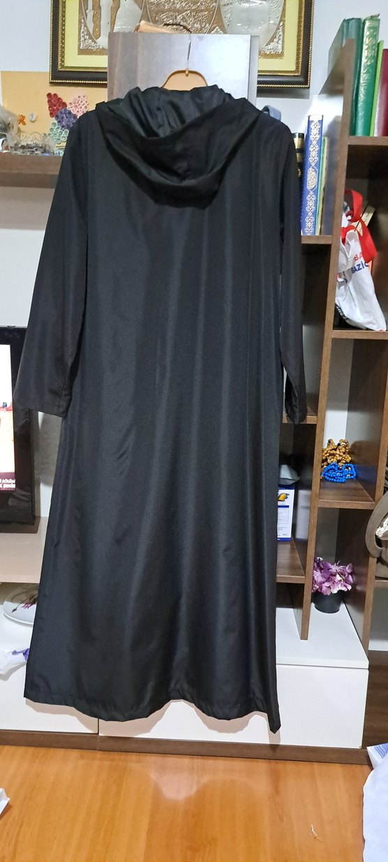 Siyah Uzun Goth Kadın Kaban
GÖĞÜS 63
BOY 135 - Görsel 3