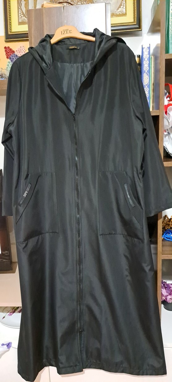 Siyah Uzun Goth Kadın Kaban
GÖĞÜS 63
BOY 135 - Görsel 2