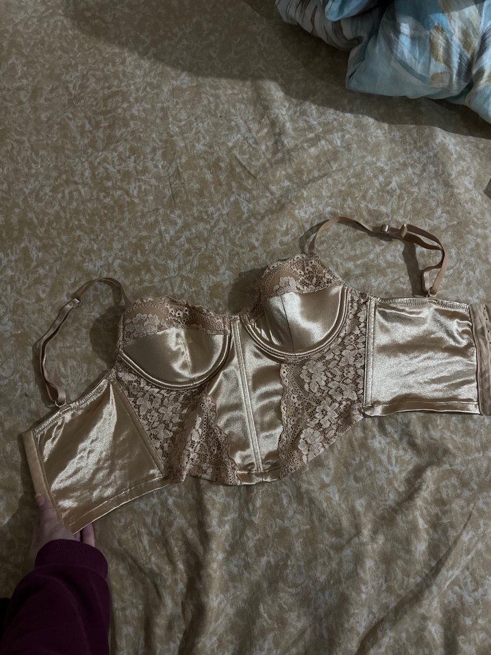 Dantel Detaylı Straplez Bej Bustiyer - Görsel 3