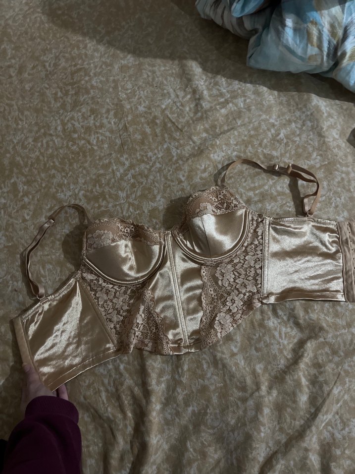 Dantel Detaylı Straplez Bej Bustiyer - Görsel 2