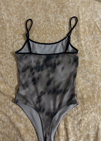 Kahverengi gri desenli batik leopar ince askılı crop - Görsel 3