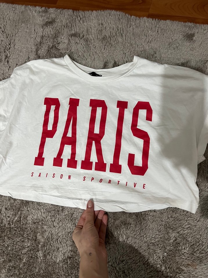 Paris yazılı kısa crop tişört - Görsel 3