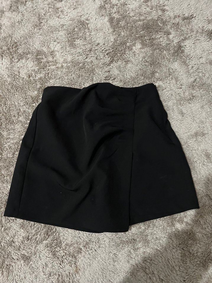 Quzu şort etek büstü detaylı - Görsel 2