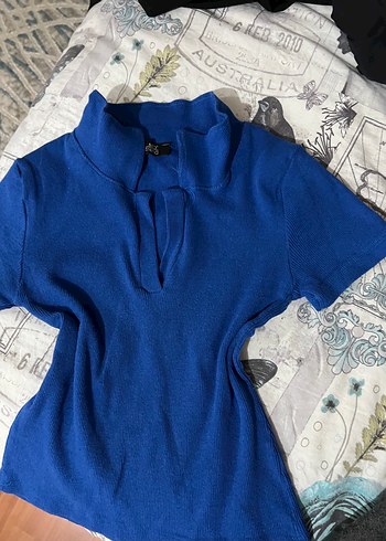 Saks mavisi dekolteli bluz - Görsel 2