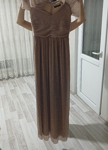 Gece elbisesi