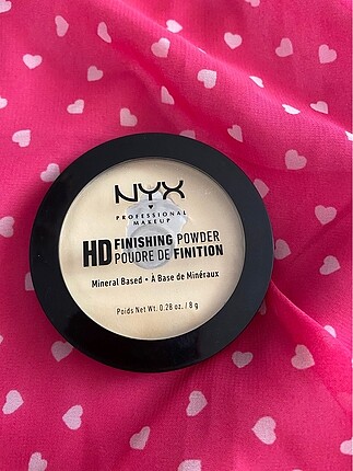 Nyx pudra