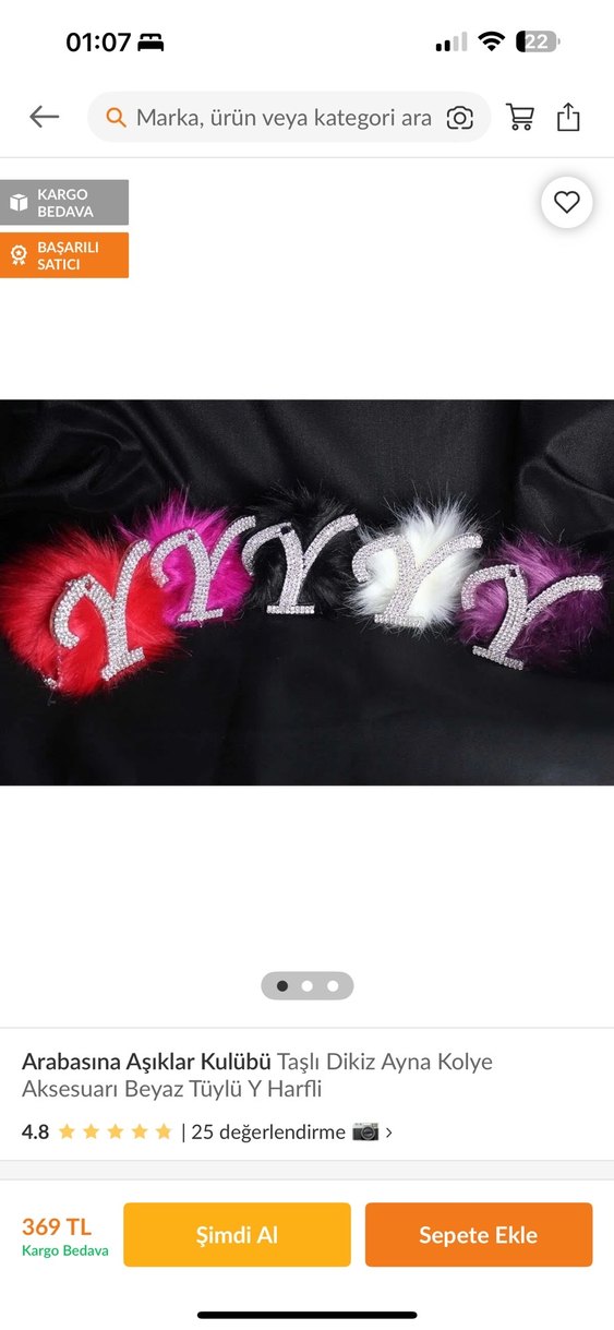 Beyaz Tüylü Taşlı Y Harfi Oto Kolye - Görsel 2