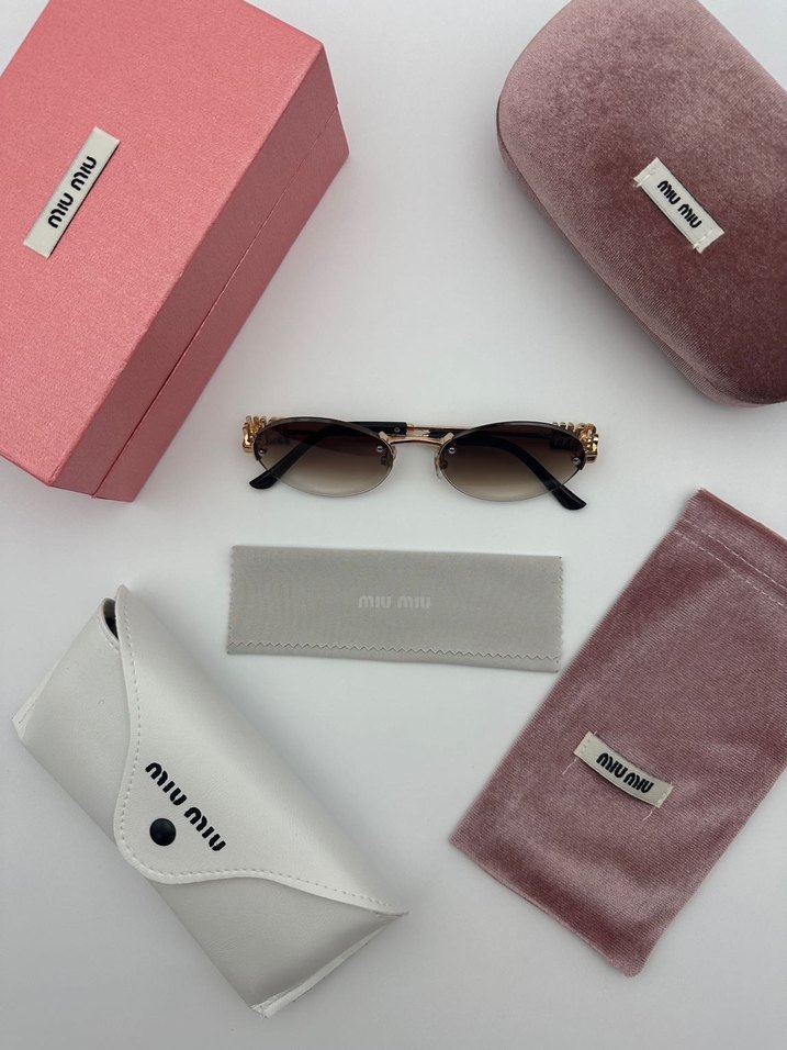 Miu Miu Kadın Klasik Güneş Gözlüğü - Görsel 5