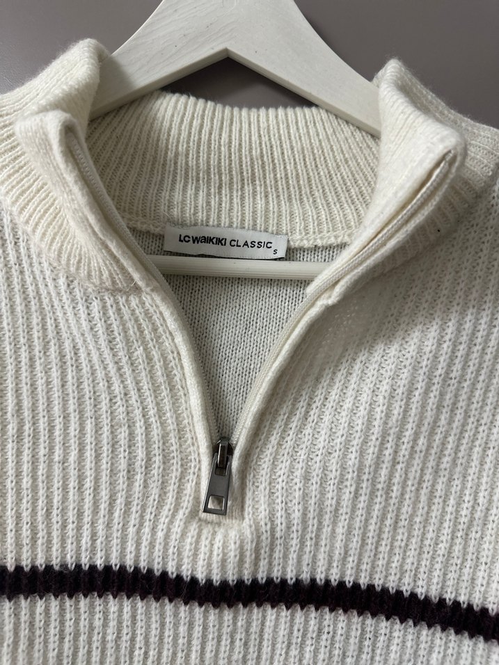 Erkek Yüksek Yaka Çizgili Triko Kazak - Görsel 4