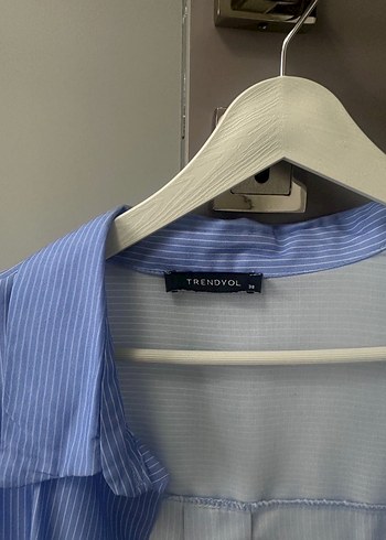 Mavi Düğmeli Uzun Kollu Keten Gömlek - Görsel 4