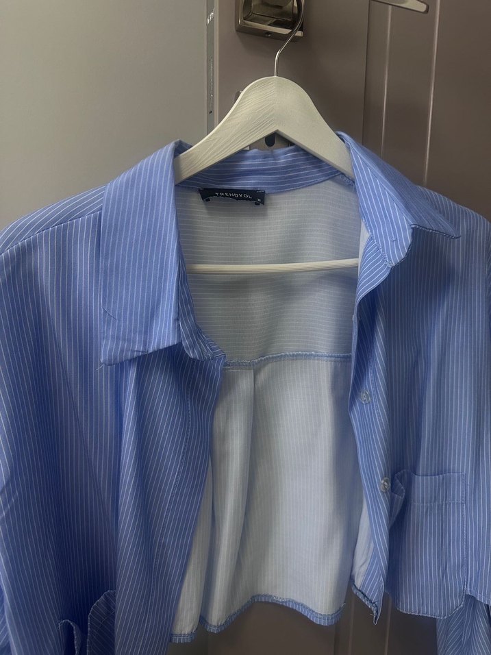 Mavi Düğmeli Uzun Kollu Keten Gömlek - Görsel 2