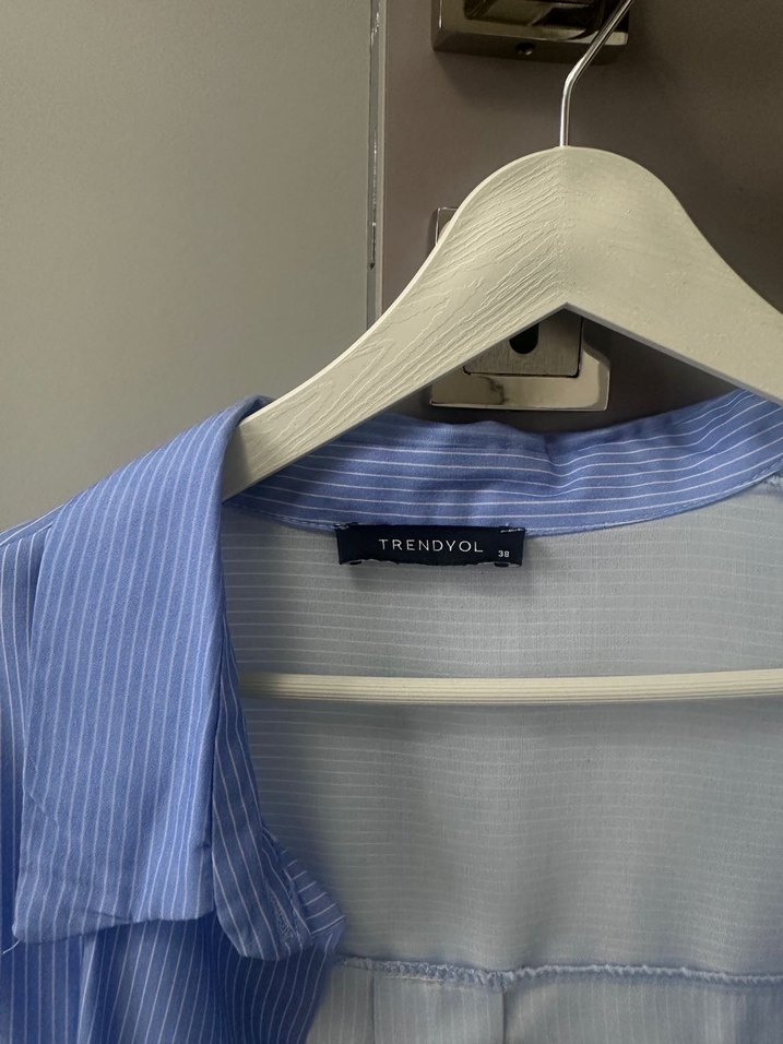 Mavi Düğmeli Uzun Kollu Keten Gömlek - Görsel 4