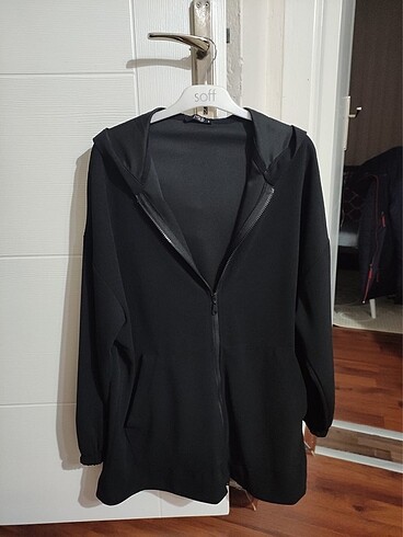 Kapşonlu Sweatshirt