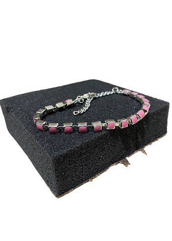 Renkli Zincir Detaylı Pembe Punk Bileklik - Görsel 3