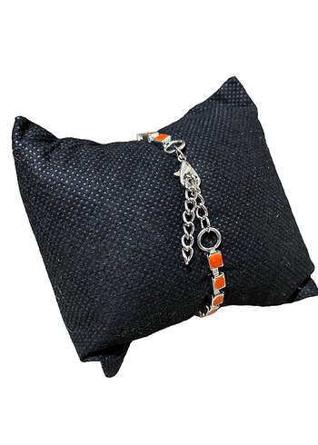 Turuncu Renkli Zincir Detaylı Kadın Bileklik - Görsel 4