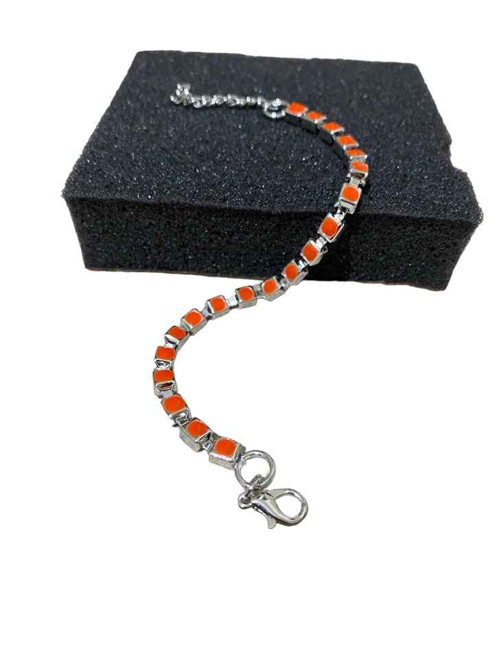 Turuncu Renkli Zincir Detaylı Kadın Bileklik - Görsel 5