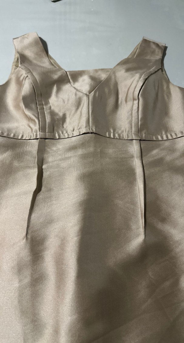 V Yaka Bej Midi Kokteyl Elbisesi - Görsel 3