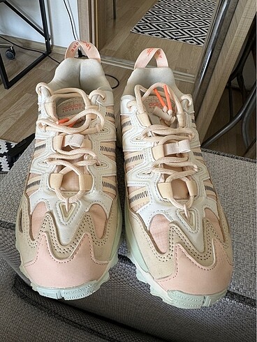 Adidas Hyperturf Adventure Bej