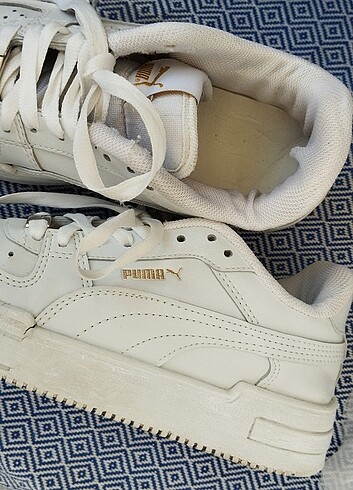 Puma Beyaz spor ayakkabı 