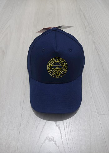 Fenerbahçe şapka
