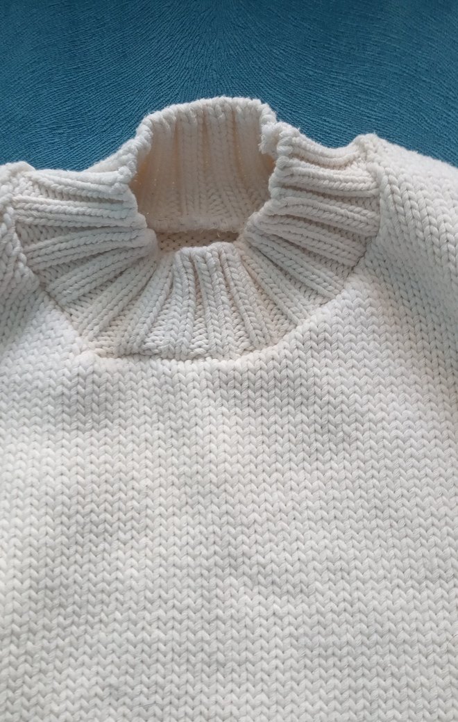 Beyaz Kolsuz Örgü crop süeter - Görsel 2