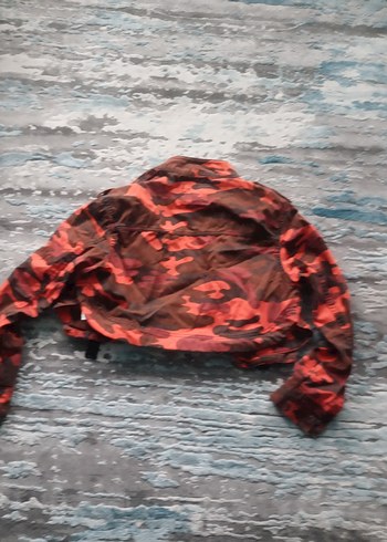 Kırmızı Kamuflaj Kemerli Kısa Kadın Ceket - Görsel 4