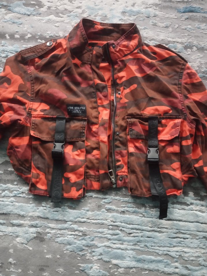 Kırmızı Kamuflaj Kemerli Kısa Kadın Ceket - Görsel 2