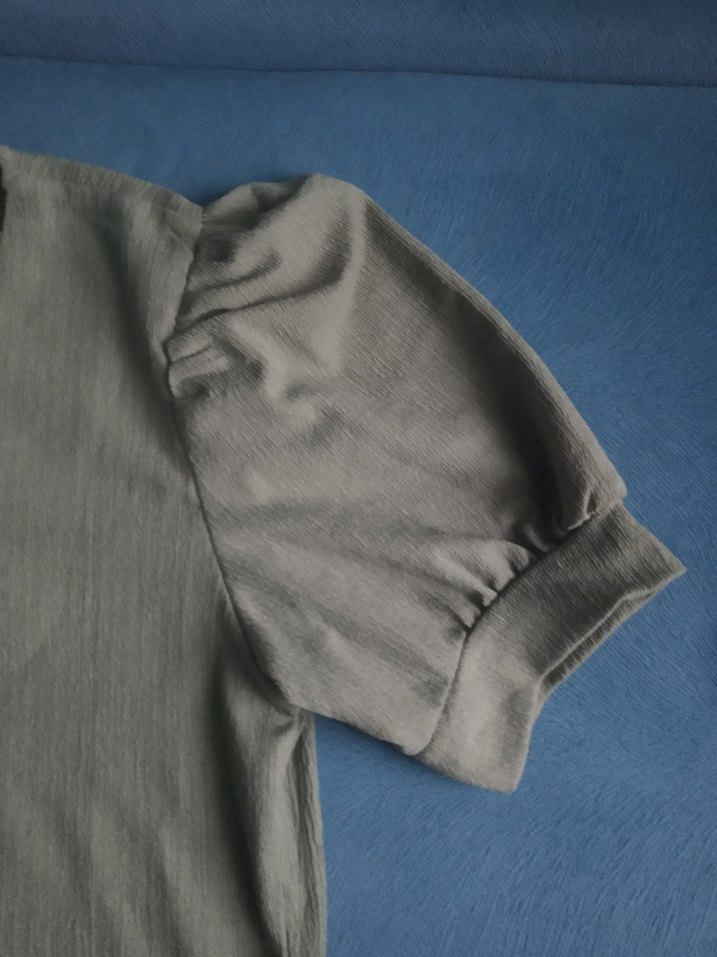 Kare Yaka haki renk bluz - Görsel 2